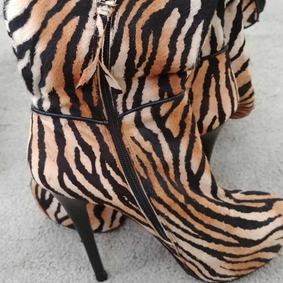 Thigh High boots - Picture 1 of 2